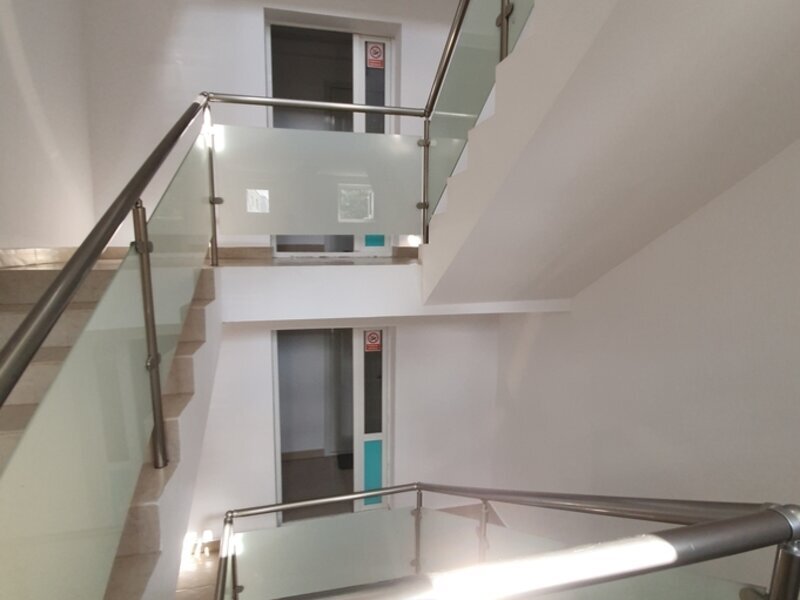 Piata Trapezului, 7 minute metrou 1 Decembrie 1918,